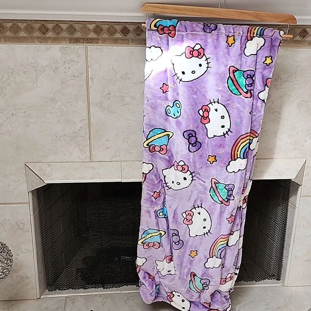 💜 HELLO KITTY PLUSH CLOUD THROW 💜